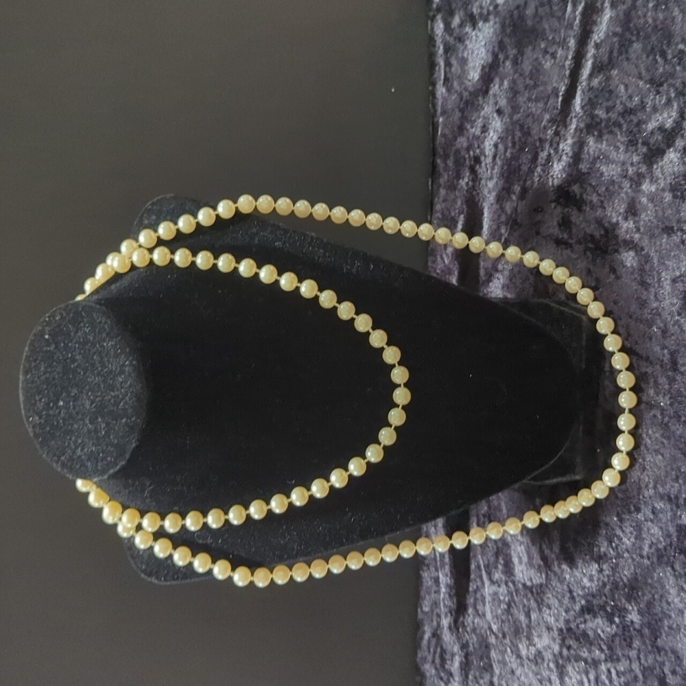 Unbranded Set of 2 Faux Pearl Necklaces Costume Jewelry